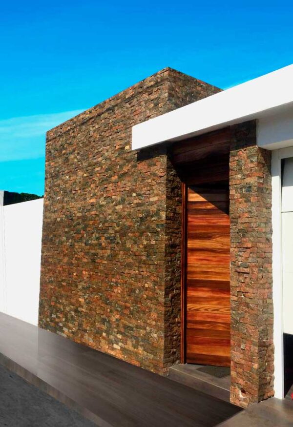Fachadas con piedra naturales para decorar tu casa 2021